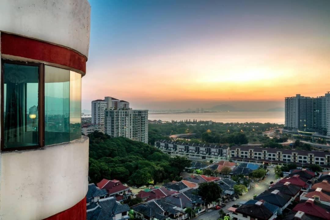 Century Bay Private Residences Sungai Dua Bukit Bagian luar foto